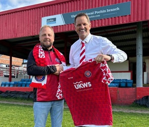 New Manager with Chairman Gary Norton